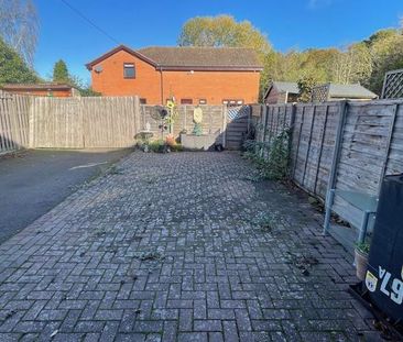 2 bedroom ground floor flat to rent - Photo 5