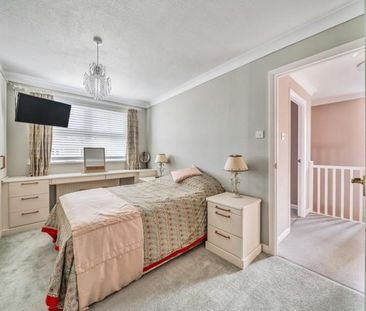 4 bedroom detached house to rent - Photo 5