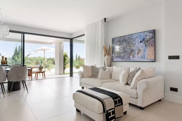 La Quinta, Benahavis, Andalusia 29678 - Photo 1