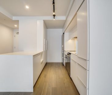 350 Rue Eleanor, #503 - Photo 3