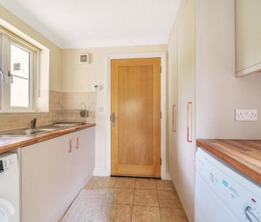 5 bedroom detached house to rent - Photo 4