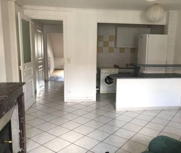 Appartement - 2 pièces - 46,75 m² - Saint-Étienne - Photo 4