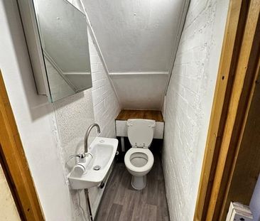 Room in a Shared House, Birdbrook Rd, SE3 - Photo 4