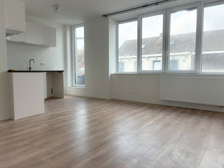 Appartement - te huur - 7100 La Louvière - 650 € - Foto 3