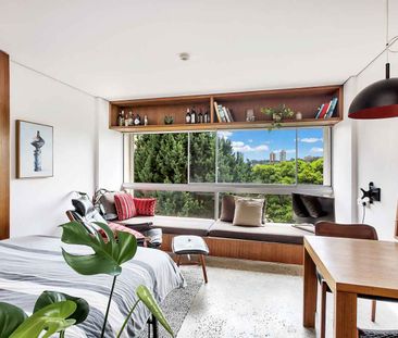 Contemporary Parkside Studio In Seidler Designed Aquarius - Photo 1