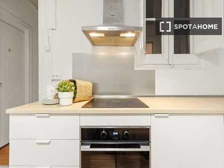 barcelona, Catalonia 08003 - Photo 5