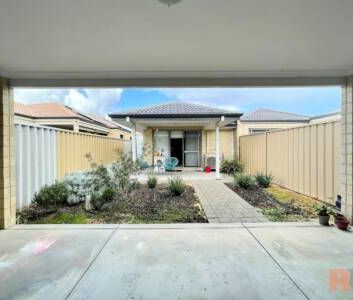 Modern 4-Bedroom Rental House in Butler - Perfect for Families! - Photo 2