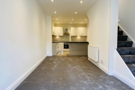 Coxtie Green Road - Photo 4