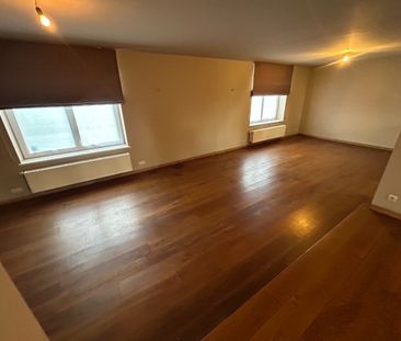 Unieke vierkantshoeve met weide op 4000m² te Wervik - Foto 2