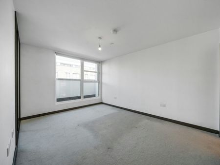 Apartment to rent on - Photo 3