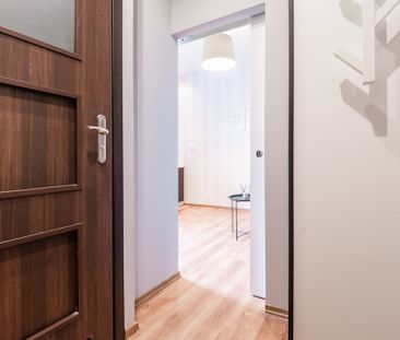 Kompaktowa i ekonomiczna kawalerka Umeblowana - Photo 6