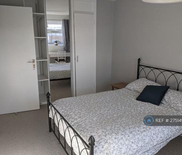 3 bedroom maisonette to rent - Photo 5