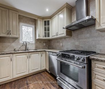 150 Davisville Avenue apartment — Toronto, ON (3-Bedroom) - 3 Bedroom - Photo 1