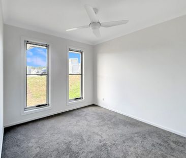 Welcome to 9 Wungul Drive, Nikenbah QLD 4655 - Photo 1