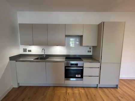 2 bedroom apartment to rent - Photo 4