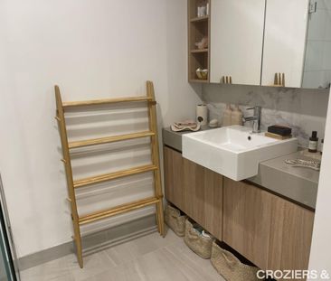 Low maintenance lifestyle - Photo 2