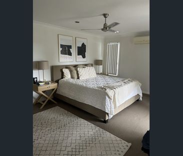 VERY SPACIOUS FAMILY HOME 100 METERS TO WATER - Photo 4