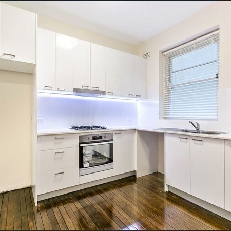 Double Bay - Photo 3