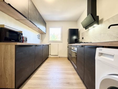 NIMES VACQUEROLLES - T3 MEUBLE avec CLIMATISATION, BALCON et 2 PLACES DE PARKING - Photo 5