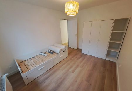 Appartement T5 à ST EGREVE - Photo 2