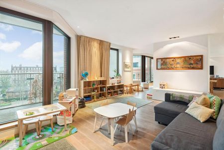 3 bedroom flat to rent - Photo 4