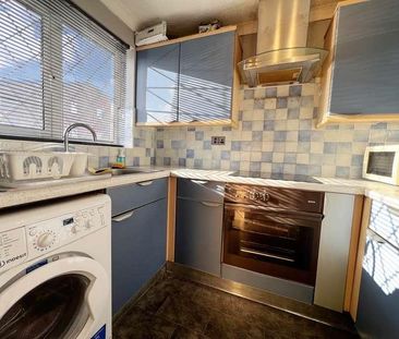 Swan Mead, Luton, LU4 - Photo 5