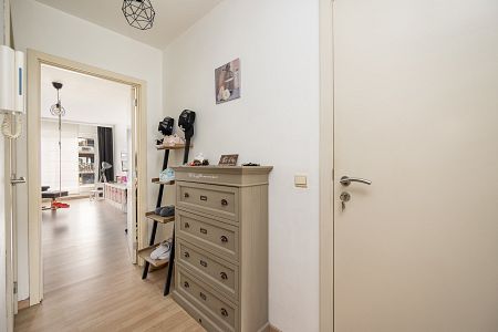 APPARTEMENT MET TERRAS EN PARKING NABIJ HET CENTRUM - Foto 4