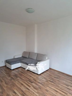 Pronájem bytu 1+1, Sakařova - Photo 1