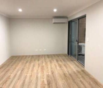 Income Limits Apply - 2 x 1 Ground floor unit - LEASE UNTIL JUNE 26... - Photo 5