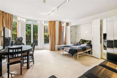 A bright and expansive self-contained studio apartment benefitting from high ceilings and a private terrace, walking distance to Gloucester Road Station - Photo 3
