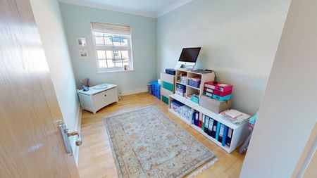 4 bedroom townhouse to rent - Photo 4