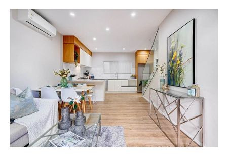 Ready to move in - Brand New - Modern Easy Living - Photo 4