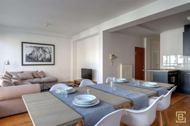 Bemeubeld 3-slaapkamer appartement - Photo 1