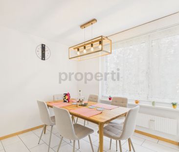 Modern furnished 3.5-room apartment with balcony in Uster - Foto 2