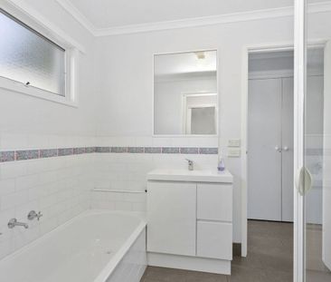 Thinking of selling? Contact our agent - Photo 2