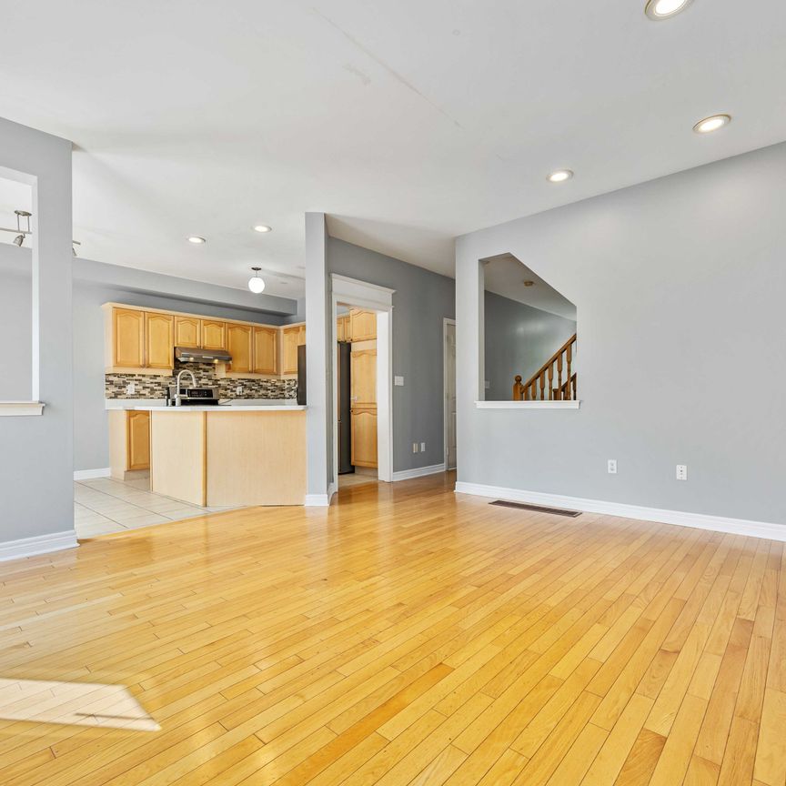 For Lease - 10 Pogonia Street, Toronto, Ontario - Photo 1