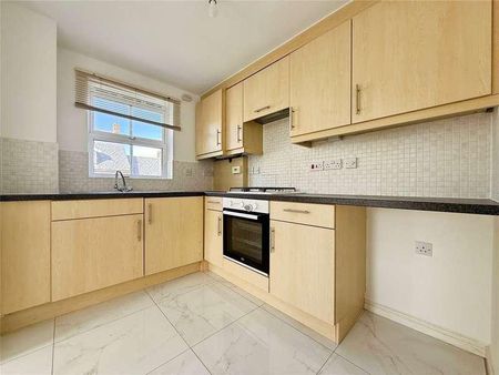 Pioneer Road, Swindon, Wiltshire, SN25 - Photo 4