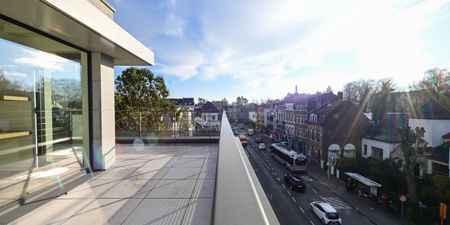 Penthouse te huur in Ukkel voor € 3.400 met 3 slaapkamers - Foto 3