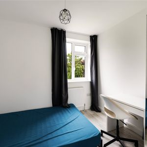 Monks Park Avenue, Horfield - Photo 2