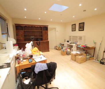 1 bedroom property to rent - Photo 6