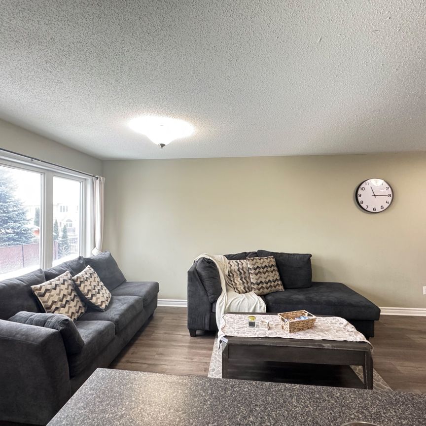 For Lease - 247 HUNTERBROOK Street, Kanata, Ontario - Photo 1