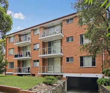 Perfectly positioned two bedroom apartment - Photo 5