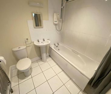 2 bedroom maisonette to rent - Photo 5