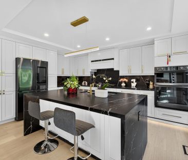 For Lease - 1 Rosegarden Crescent, Richmond Hill, Ontario - Photo 1