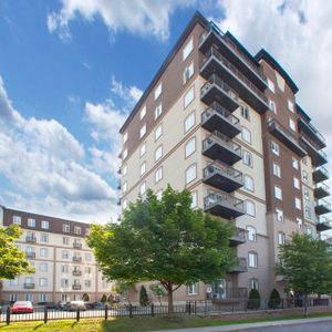 2 Bedroom | 1 Bathroom - 205 Rue Laurier, Gatineau - Photo 3