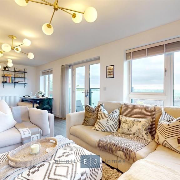 2 bedroom apartment to rent - Photo 1