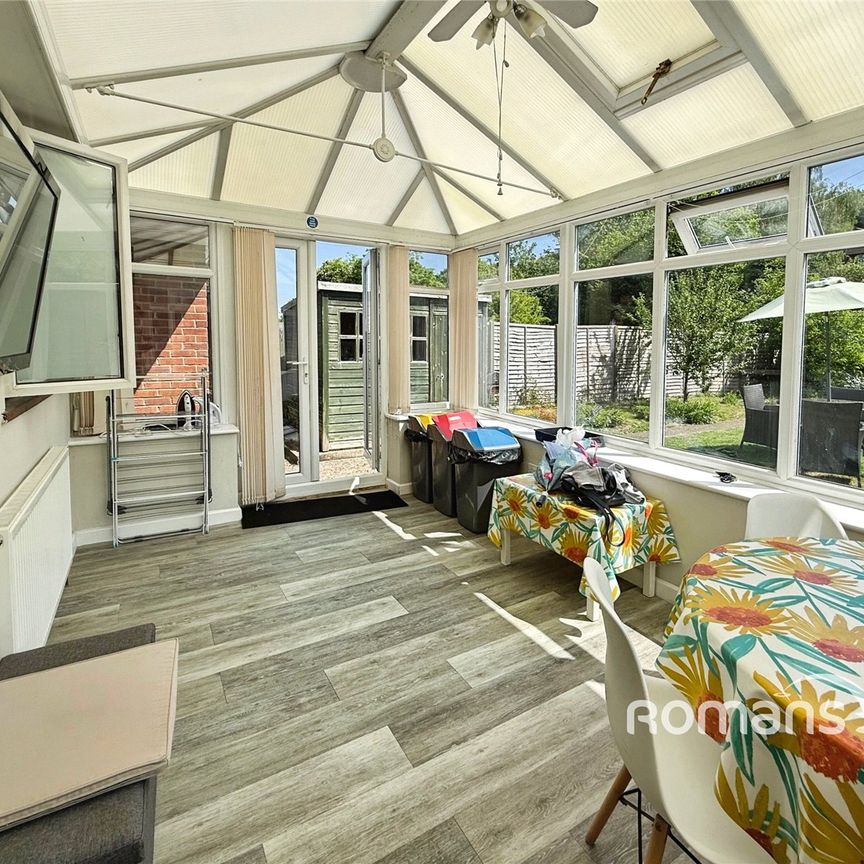 1 bedroom property to rent - Photo 1