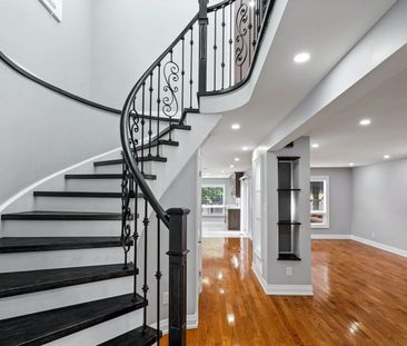 For Lease - 700 Stonepath Circle, Pickering, Ontario - Photo 1