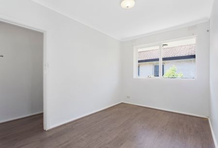 7/15 Rosstown Road, Carnegie VIC 3163 - Photo 4