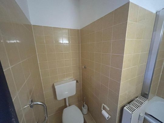 Moderne 1,5–2 Zimmer Wohnung mit Balkon, Aufzug & Einbauküche – Top Lage nahe Barmen Bahnhof - Photo 1